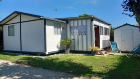 Charmant chalet situé dans un camping 4 étoiles - 4 à 6 personnes - TILIO